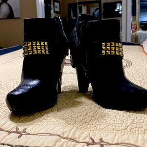 Black Booties 7.5